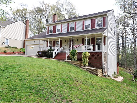 4th image of 1039 Portugal Dr