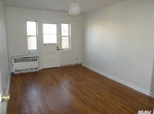 5731 156th St, Flushing, NY 11355