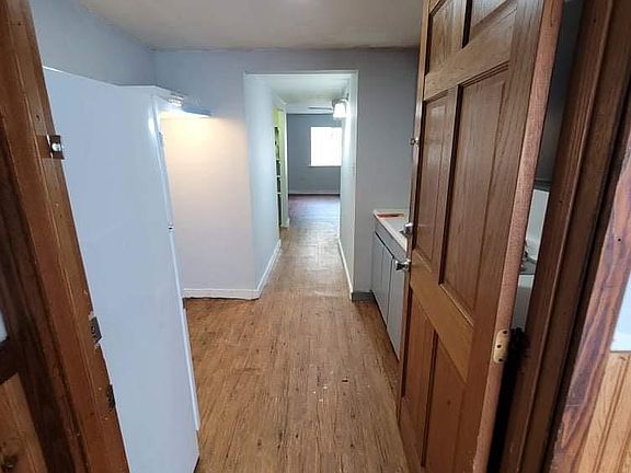 3rd image of 26 Howard St #2