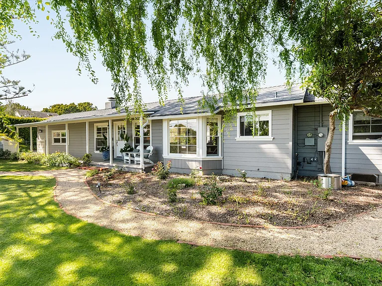 3182 Serena Ave — Photo 1