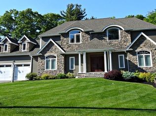 517 Rea St, North Andover, MA 01845