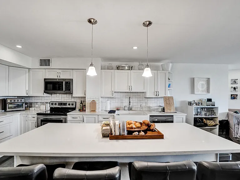 3800 N Hills Dr #301 — Photo 8