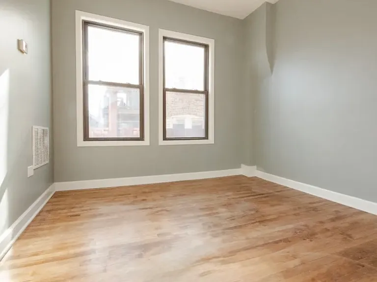 925 S Laflin St #2R — Photo 2