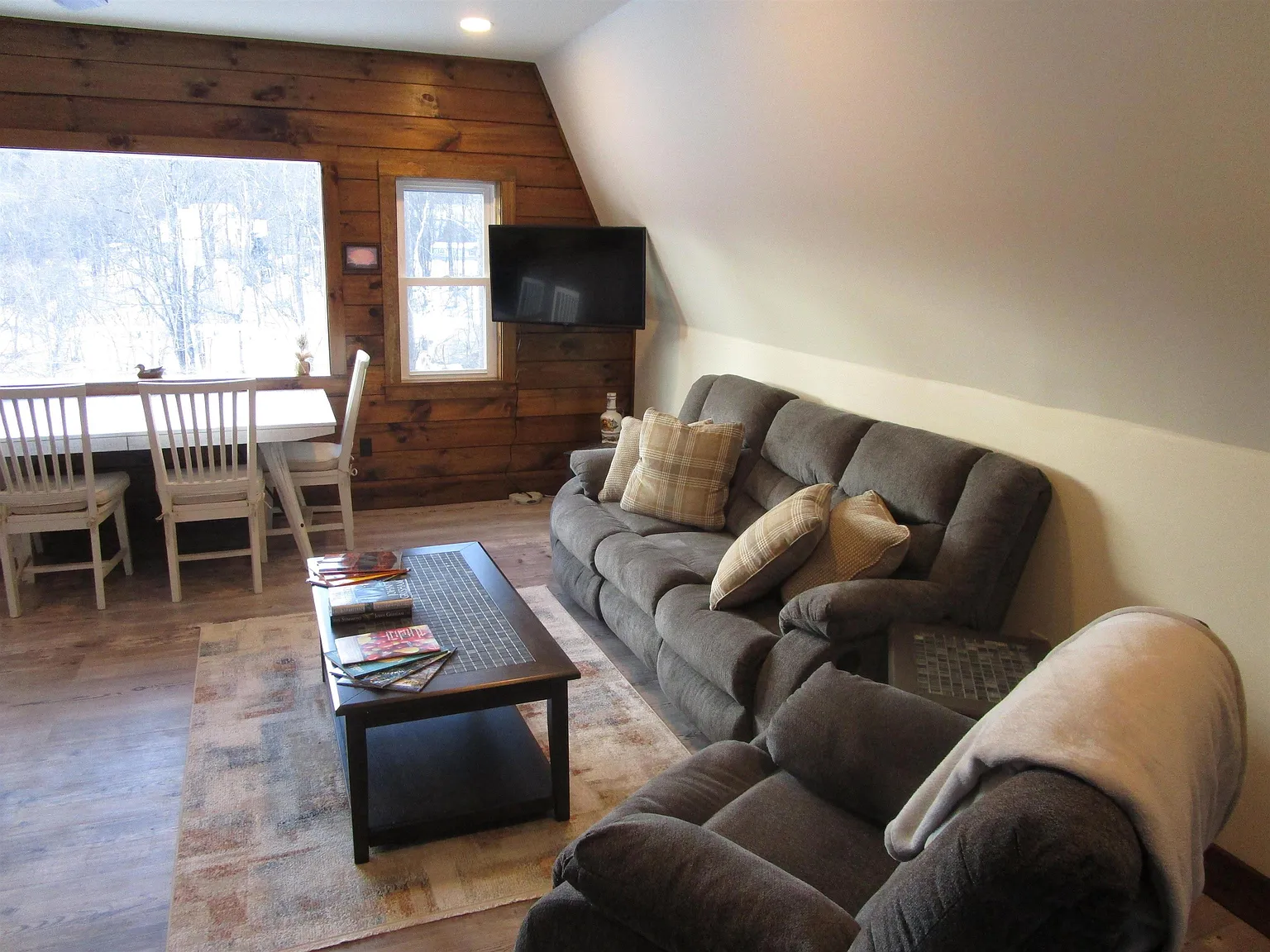 1 bed, 1200 sqft, $2,500 — Photo 4