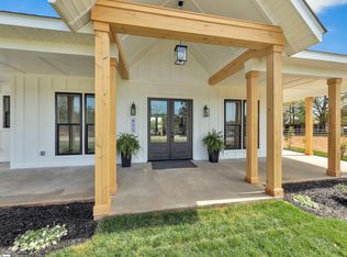 455 Griffin Rd, Greenville, SC 29607