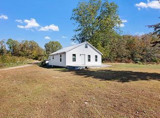 790 Nelson School Rd, Paris, TN 38242