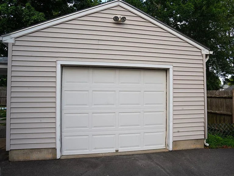 18 Almont St #A — Photo 3