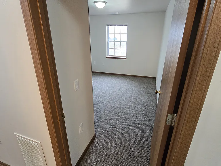 1001 Rockefeller Ln #2 — Photo 16