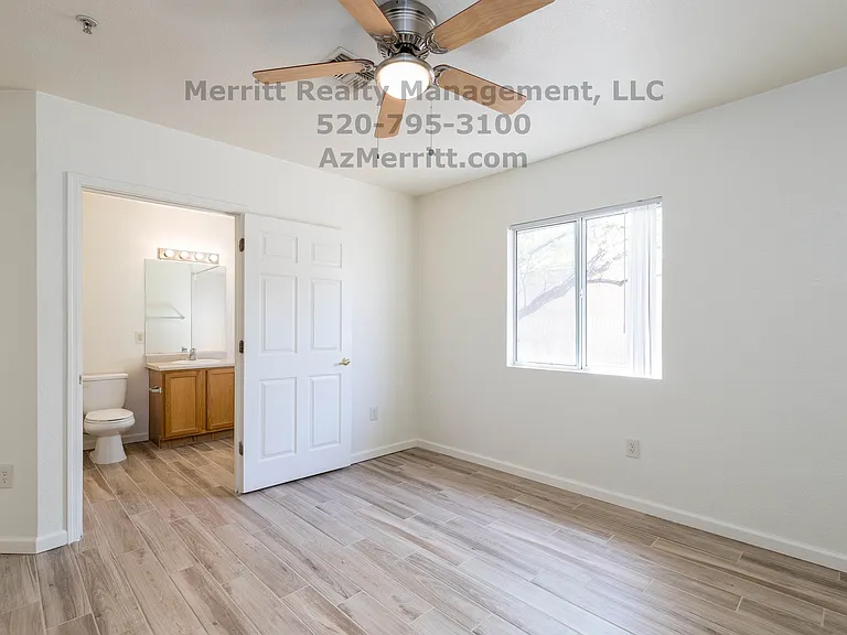 1204 N Winstel Blvd #8 — Photo 8