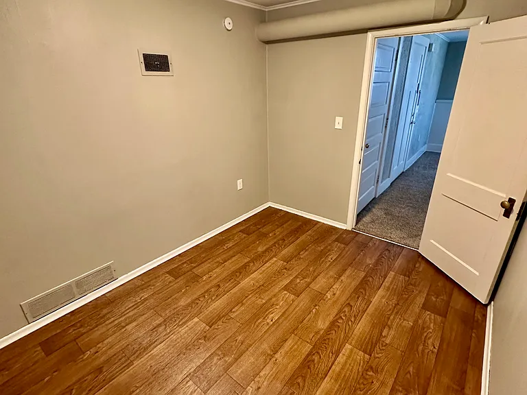 1211 W 9th Ave #4 — Photo 6
