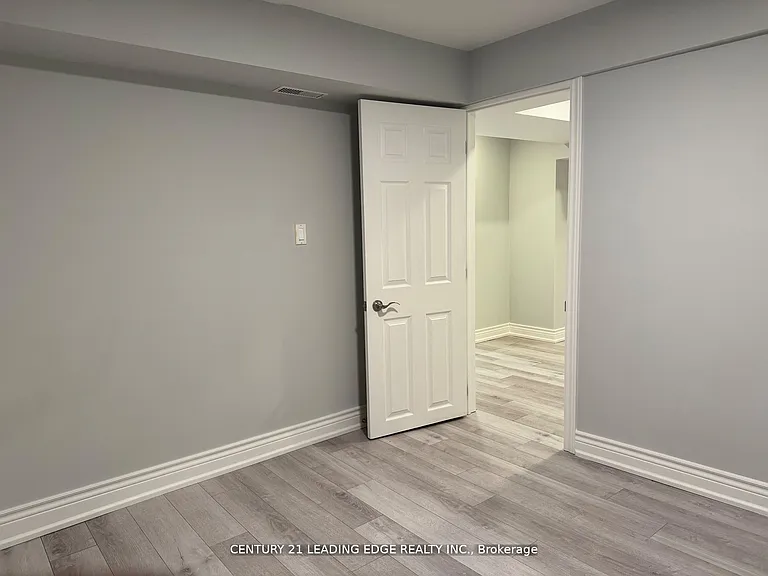 31 Good Rd #BASEMENT — Photo 11
