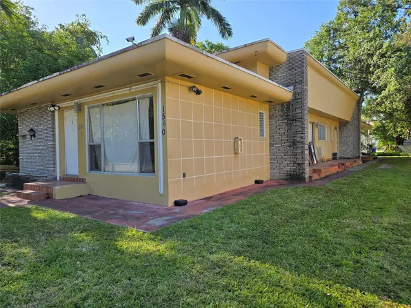 1560 NE 111th St #2, Miami, FL 33161