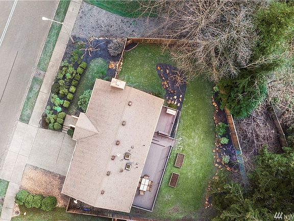 2nd image of 3324 144th St SE