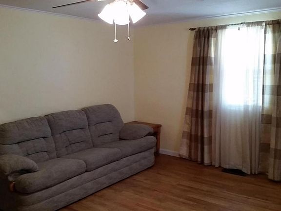 5th image of 1407 S Bluffview Ave