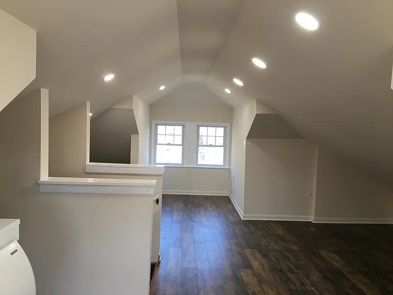 212 E 4th St #212 — Photo 2