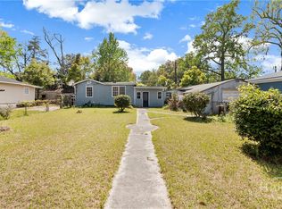 215 W 59th St, Savannah, GA 31405