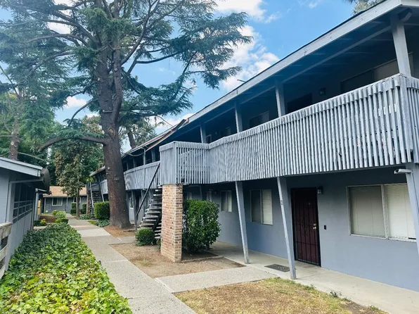 1707 W Swain Rd APT 10, Stockton, CA 95207