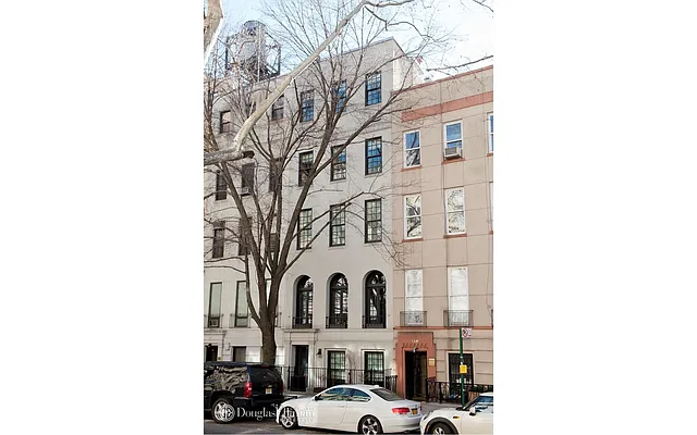 Sold by Douglas Elliman | media 28
