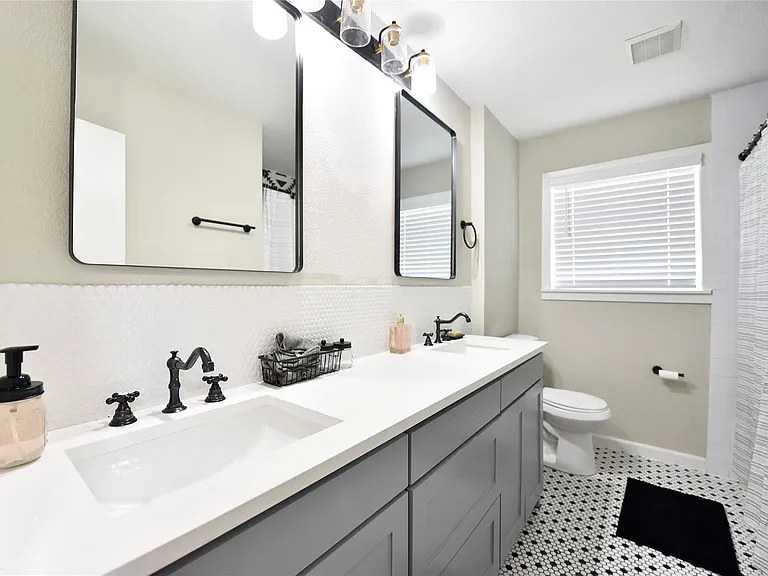 6330 Mobud Dr — Photo 15