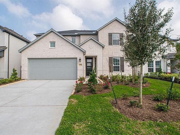2nd image of 155 Renodes Garden Ln
