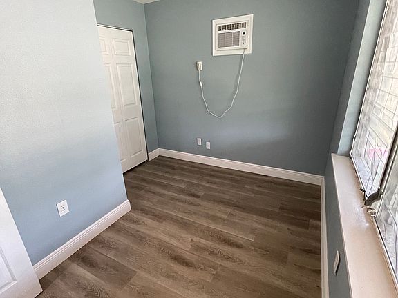 2nd image of 2340 Wydine Dr