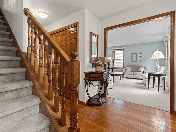 3rd image of 4224 N Terraview Dr