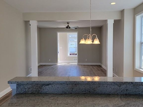3rd image of 1109 E Scepter Ln #209