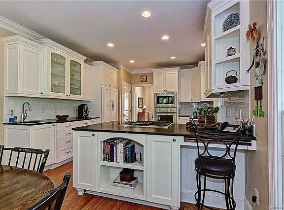 5th image of 5638 Fairway View Dr
