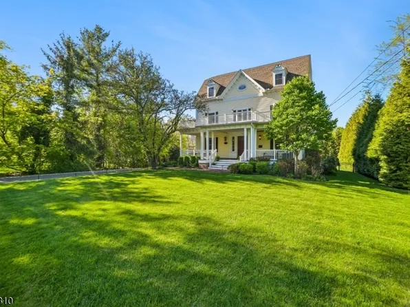 77 Kent Place Blvd, Summit City, NJ 07901