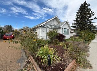 715 1st St SW, Drumheller, AB T0J0Y6