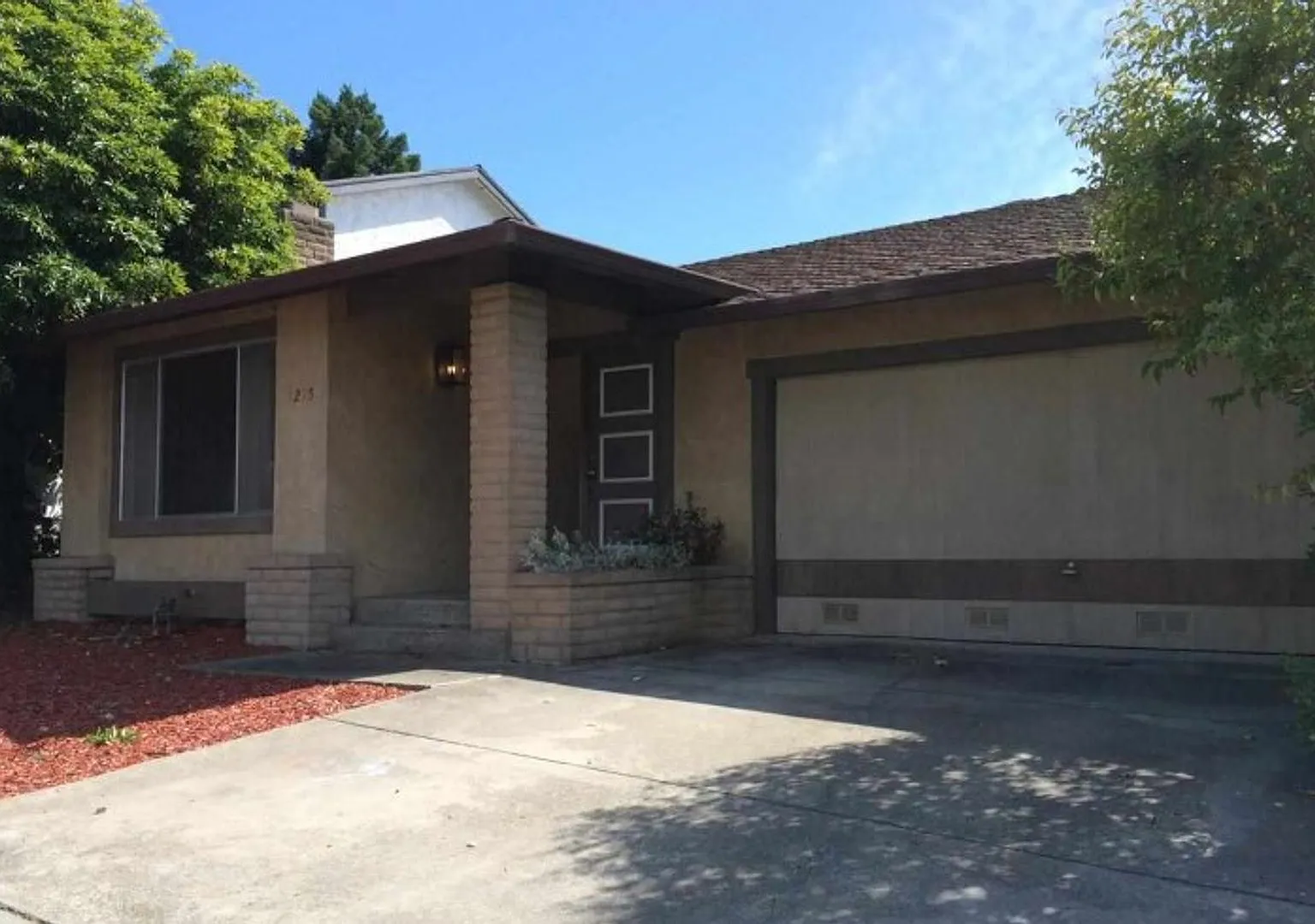 Single Story Richmond Home Available for Lease — Photo 1