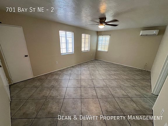 3rd image of 701 Bay St NE APT 2