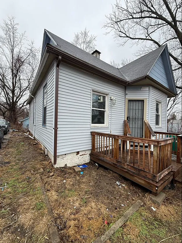 3 bed, 1044 sqft, $925 — Photo 2