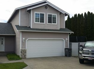 4206 Nola Loop Rd, Yakima, WA 98901