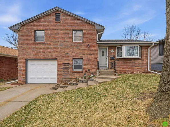 1930 N 62nd St, Lincoln, NE 68505