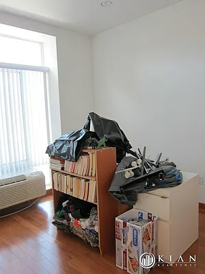 Rented by Kian Realty | media 22