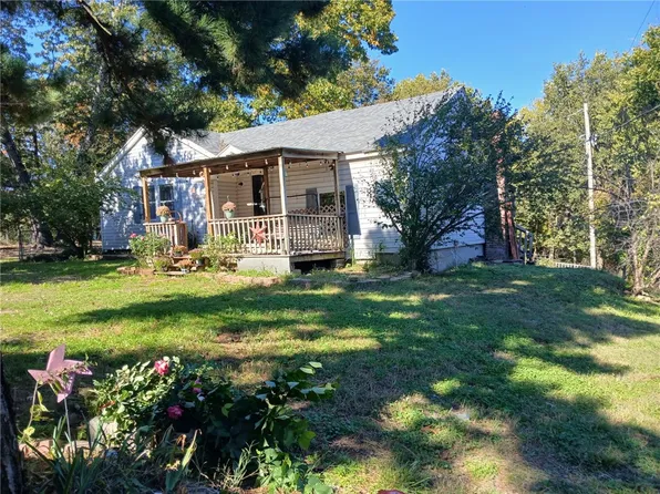 21940 Sawmill Rd, Siloam Springs, AR 72761