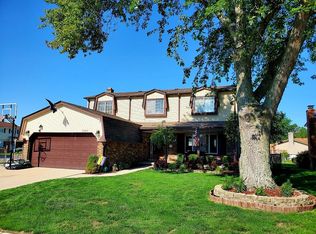 2082 Briarfield St, Canton, MI 48188