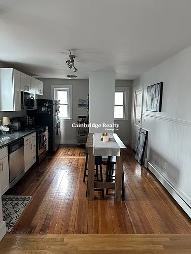 24 Sydney St #1T Photo 1