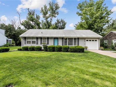 6008 W 68th St, Overland Park, KS, 66204