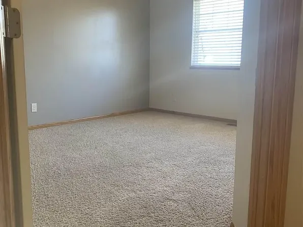 1407 W Royal Dornoch Ct, Lincoln, NE 68521