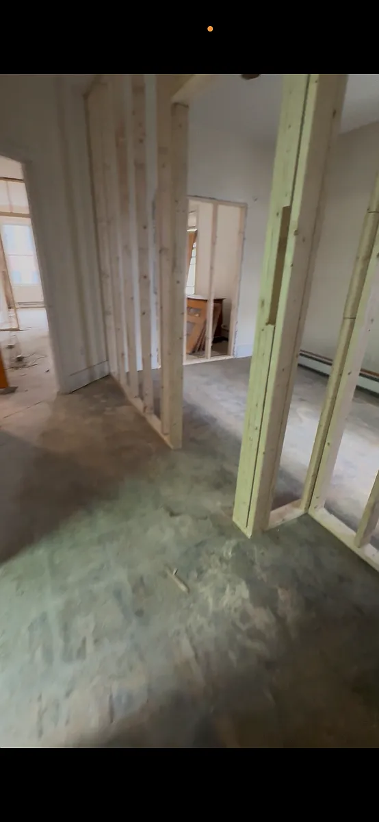 Building Photo - 40 Lexington St #2