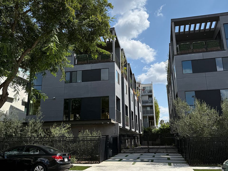 1st image of 1144 Detroit St #7