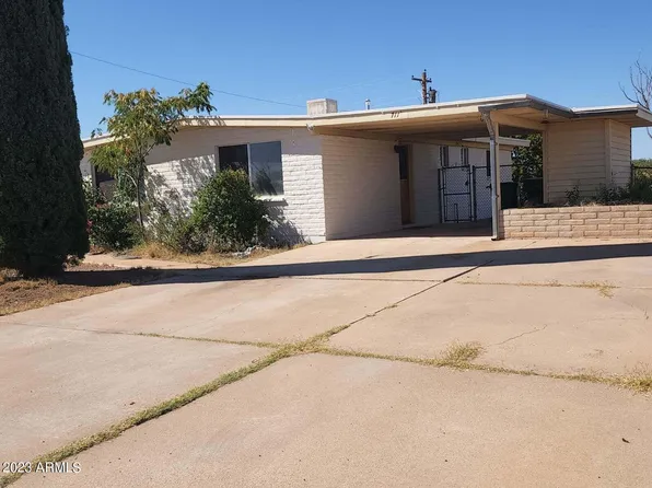 711 N Skyline Drive, Huachuca City, AZ 85616