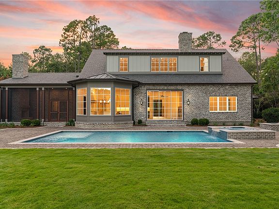 3rd image of 1333 Pikes Bluff Rd