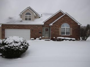 3851 Cavanaugh Rd, Dayton, OH 45405