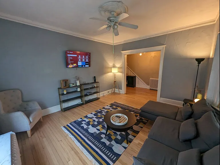 2851 N Downer Ave — Photo 2
