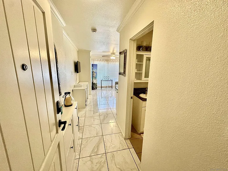 1021 Scott St #124 — Photo 8