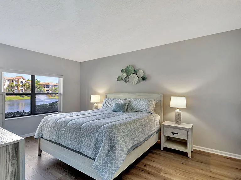 300 Uno Lago Dr #101 — Photo 23