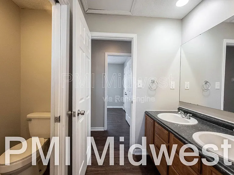 1365 Mulberry St — Photo 10